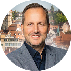 portrait_roland-haegele_ergo-versicherung_im-focus-backnang